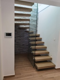 Τετράγωνη σκάλα